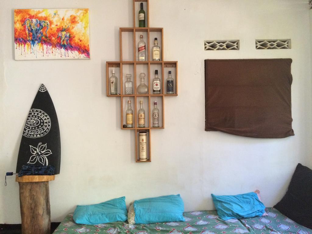 Hotel Eastwind Surf Camp Arugam Bay Esterno foto