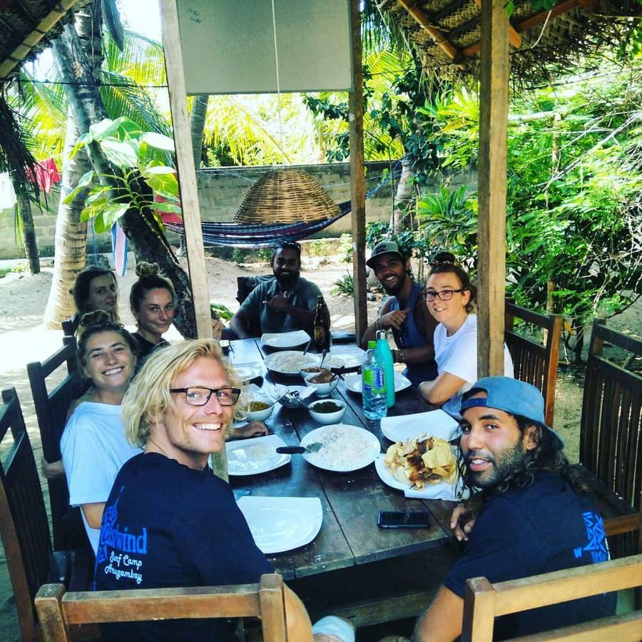 Hotel Eastwind Surf Camp Arugam Bay Esterno foto